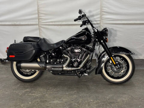 2018 Harley-Davidson FLHCS Heritage