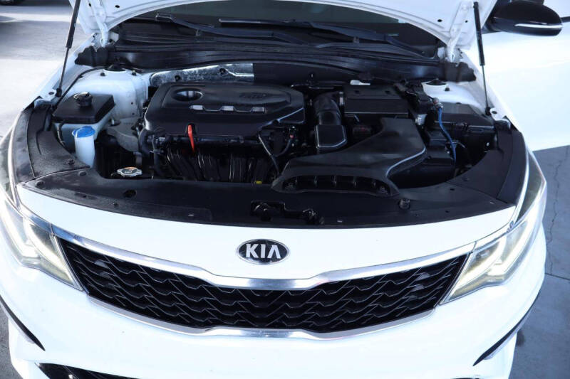 2020 Kia Optima LX