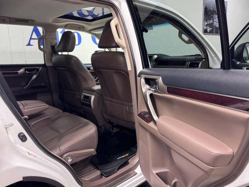2017 Lexus GX 460