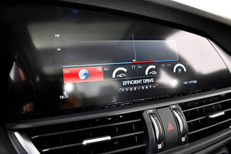 2018 Alfa Romeo Giulia Sport