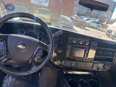 2016 Chevrolet Express 2500