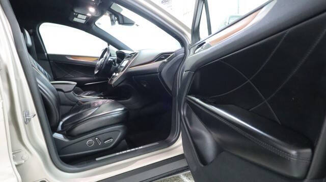 2017 Lincoln MKC Select