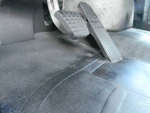 2017 Freightliner M2 106