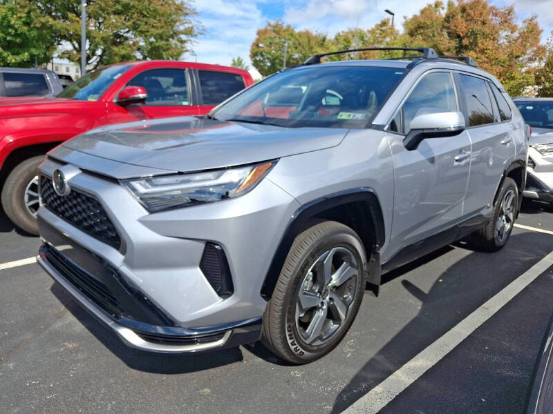 2025 Toyota RAV4 Plug-in Hybrid SE