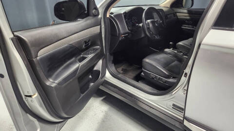 2020 Mitsubishi Outlander SEL