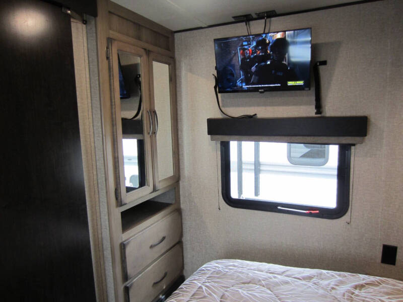 2019 Grand Design RV Transcend 28MKS
