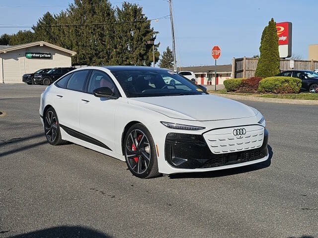 2025 Audi S6 Sportback e-tron quattro Prestige