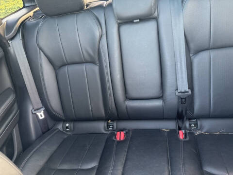 2019 Land Rover Range Rover Evoque SE Premium