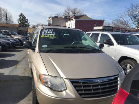 2006 Chrysler Town and Country for sale at Chambers Auto Sales LLC in Trenton NJ