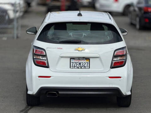 2017 Chevrolet Sonic LT Auto