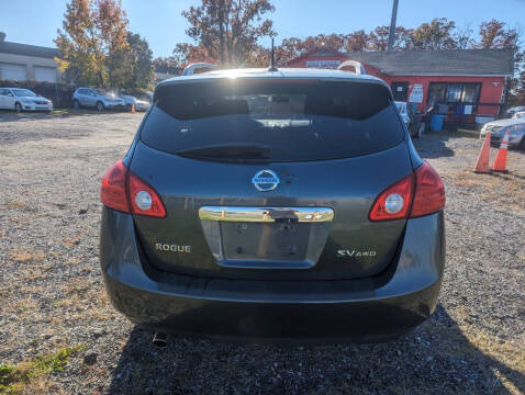 2013 Nissan Rogue SV w/SL Package