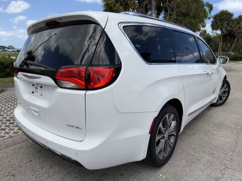 2018 Chrysler Pacifica Limited