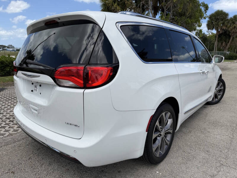 2018 Chrysler Pacifica Limited
