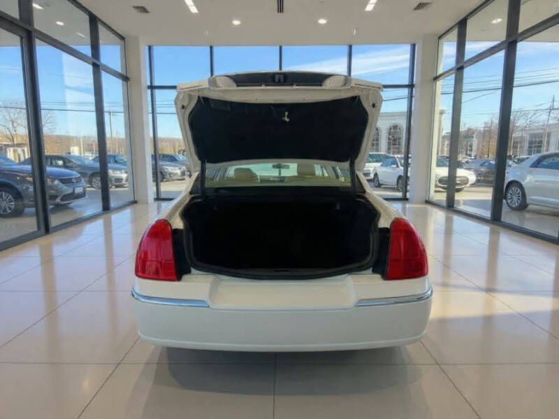 2007 Lincoln Town Car Signature