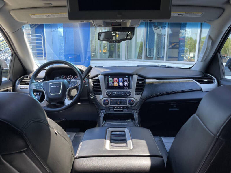 2017 GMC Yukon Denali