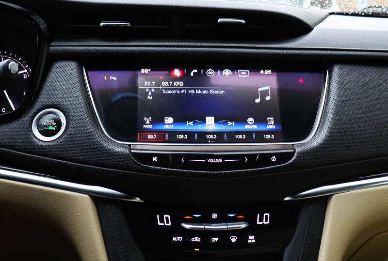 2017 Cadillac XT5