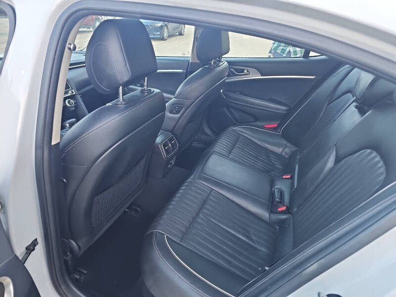 2020 Genesis G70 2.0T