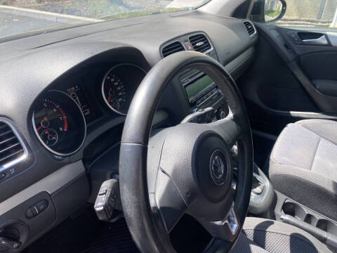 2013 Volkswagen Golf 2.5L PZEV