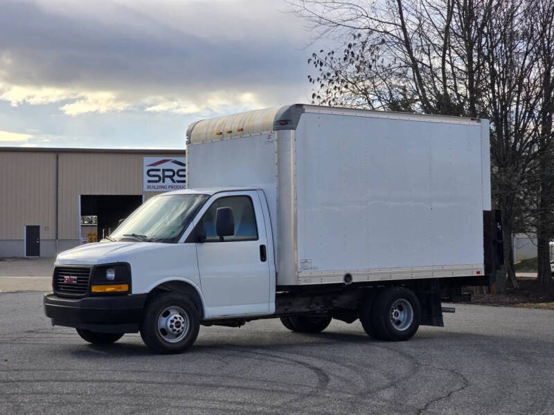 2017 GMC Savana 3500
