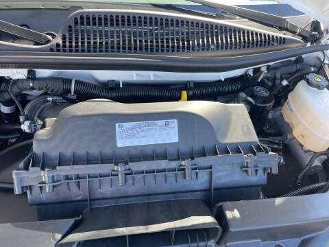 2025 Chevrolet Express 2500