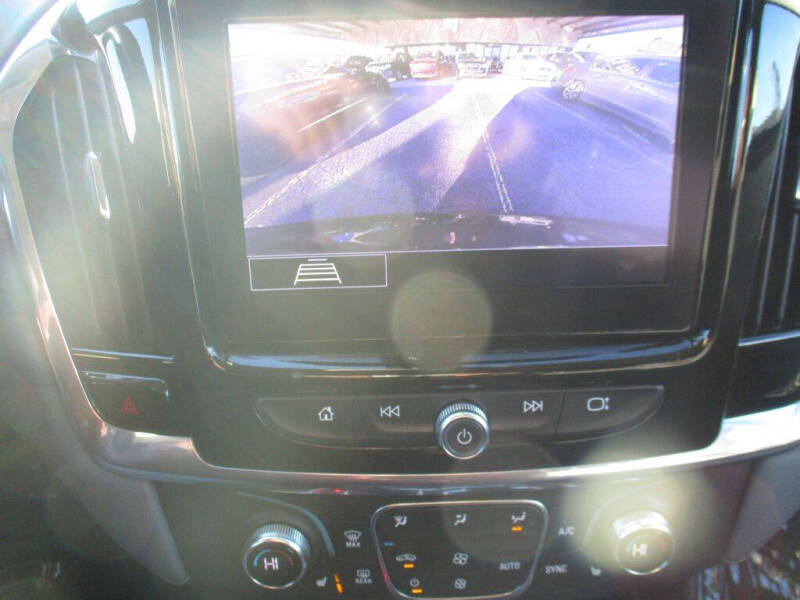 2020 Chevrolet Traverse LT Cloth