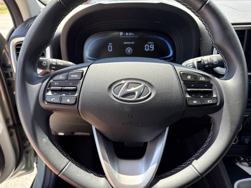 2025 Hyundai Venue