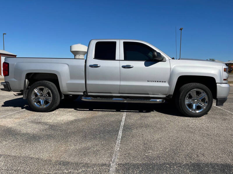 2017 Chevrolet Silverado 1500 Custom