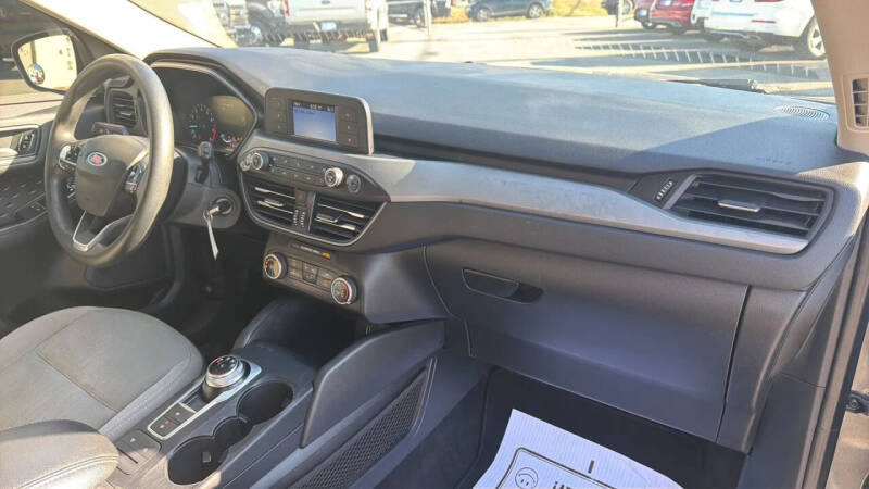 2020 Ford Escape S