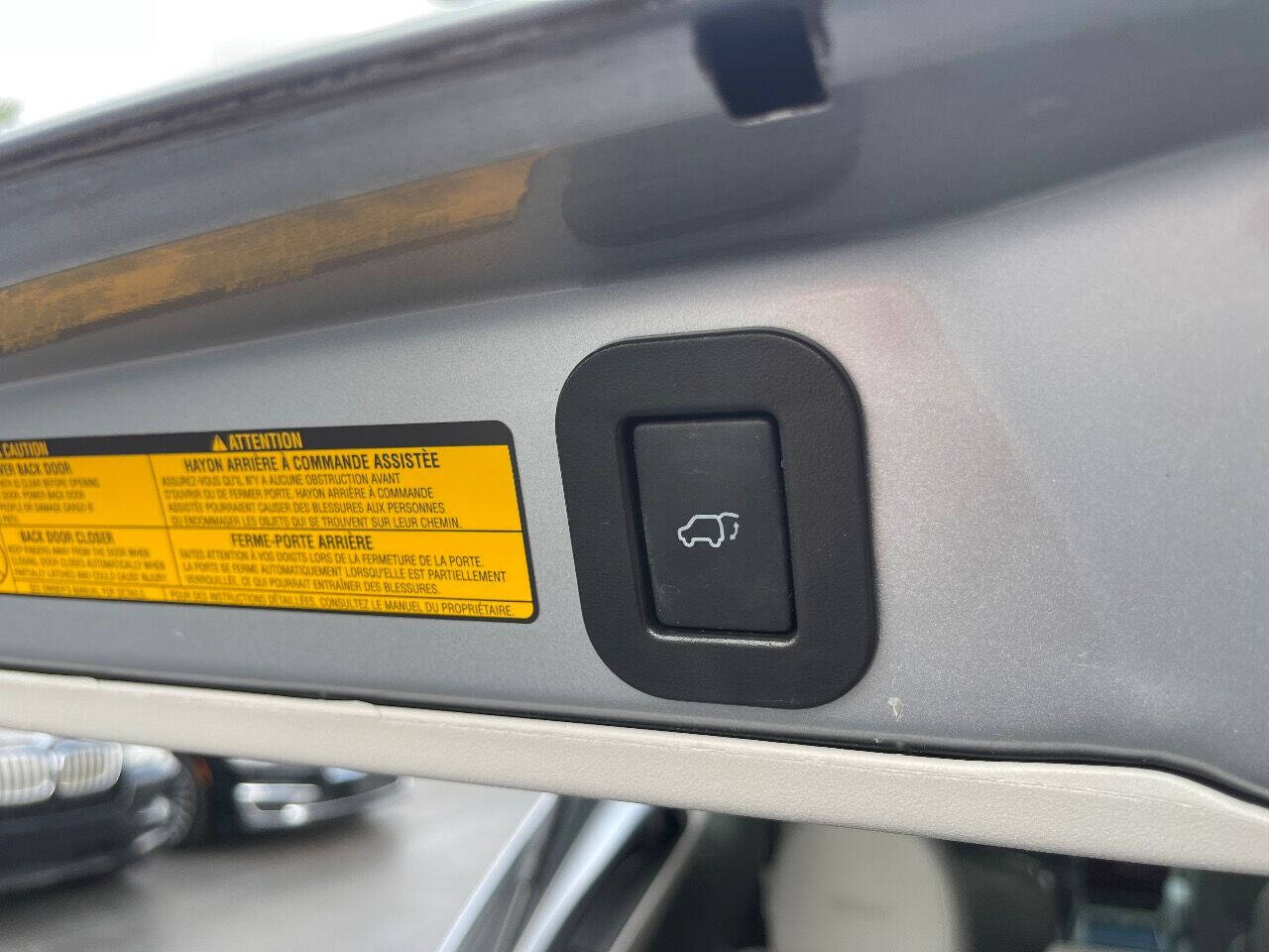 2013 Toyota Sienna  - $15,900