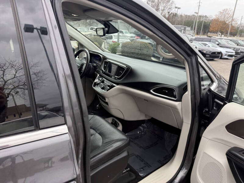 2018 Chrysler Pacifica Touring L