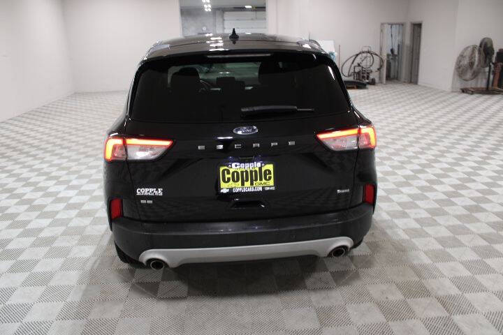 2021 Ford Escape Hybrid SE