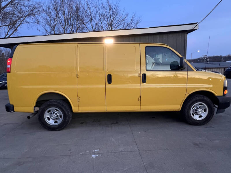 2021 Chevrolet Express 2500