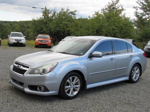 2013 Subaru Legacy for sale at CROSS COUNTRY ENTERPRISE in Hop Bottom PA