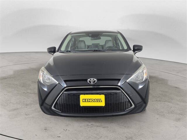 2019 Toyota Yaris L