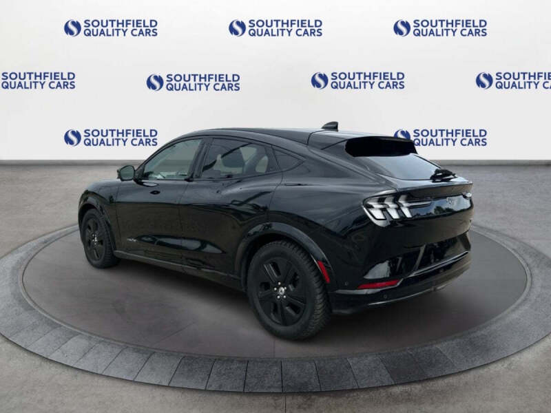 2021 Ford Mustang Mach-E California Route 1
