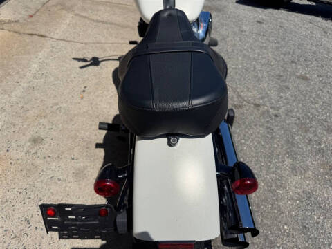 2018 Harley-Davidson FLSL -