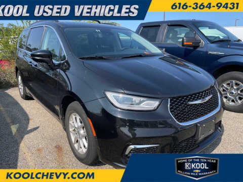 2022 Chrysler Pacifica for sale at Kool Chevrolet Inc in Grand Rapids MI