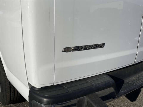 2024 Chevrolet Express 2500