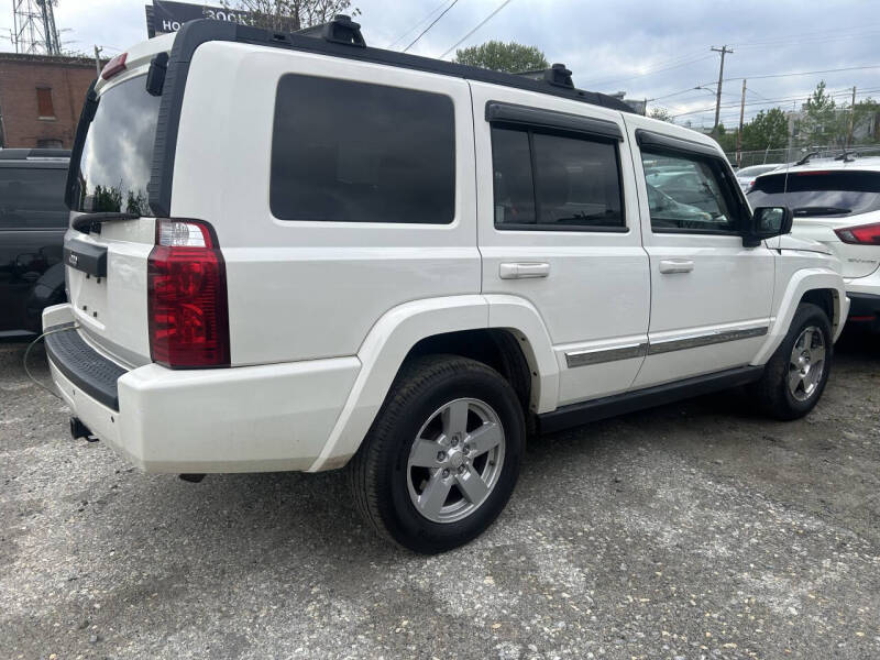 2010 Jeep Commander Sport
