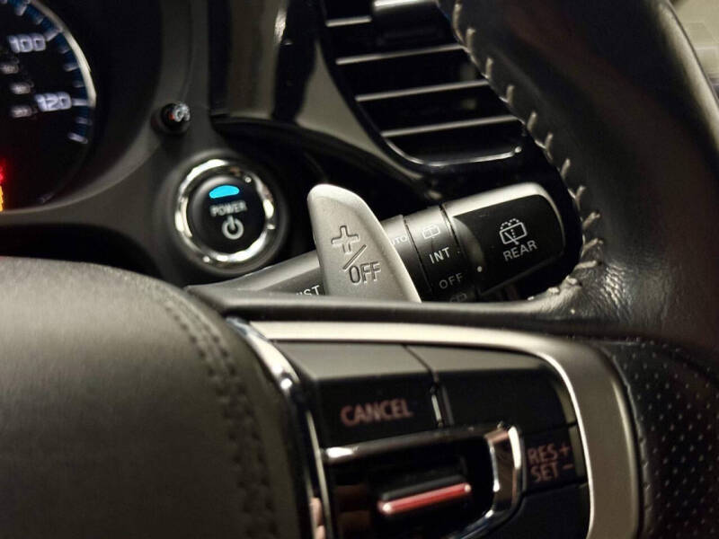2019 Mitsubishi Outlander PHEV SEL