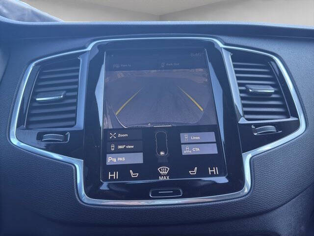 2018 Volvo XC90 T6 Momentum