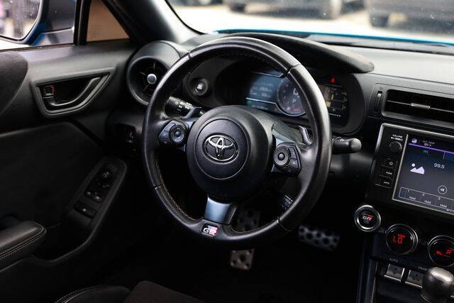 2022 Toyota GR86 Premium