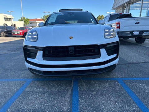 2022 Porsche Macan