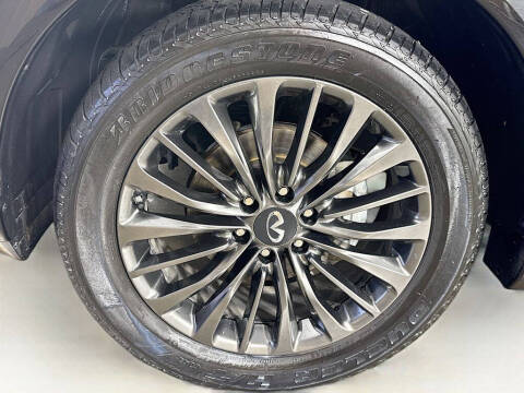 2024 Infiniti QX80 Sensory