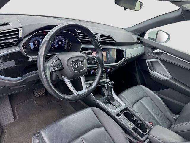 2020 Audi Q3 quattro Premium 45 TFSI