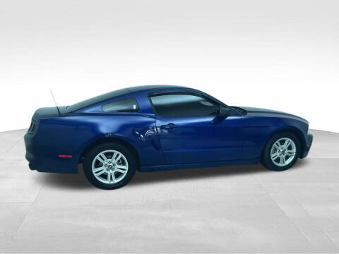 2014 Ford Mustang V6
