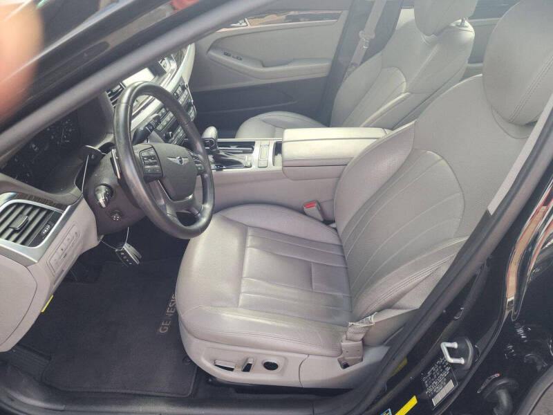 2020 Genesis G80