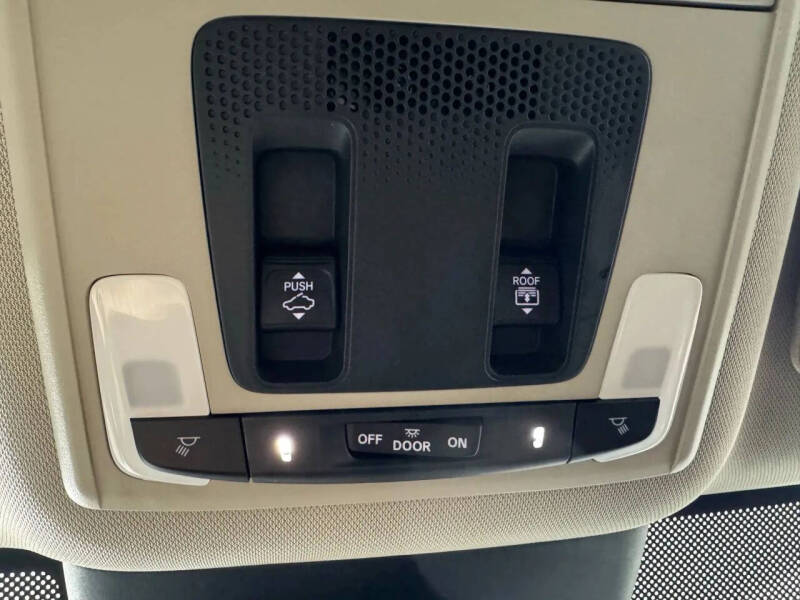 2023 Honda Pilot Touring