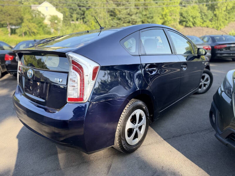 2015 Toyota Prius Two