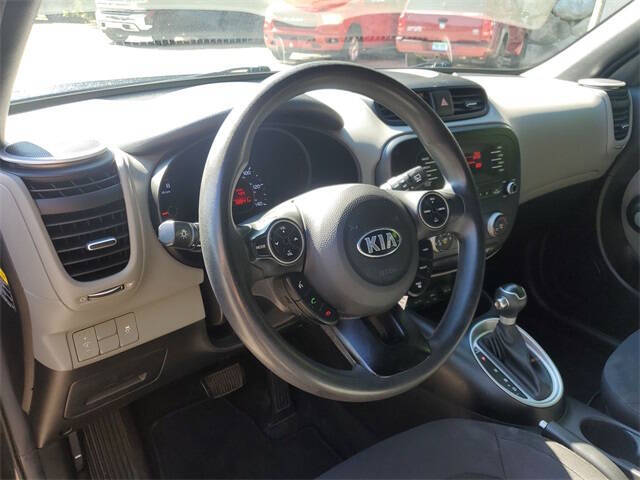 2015 Kia Soul for sale at Bowman Auto Center in Clarkston, MI